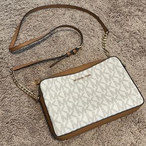 Michael Kors crossbody bag